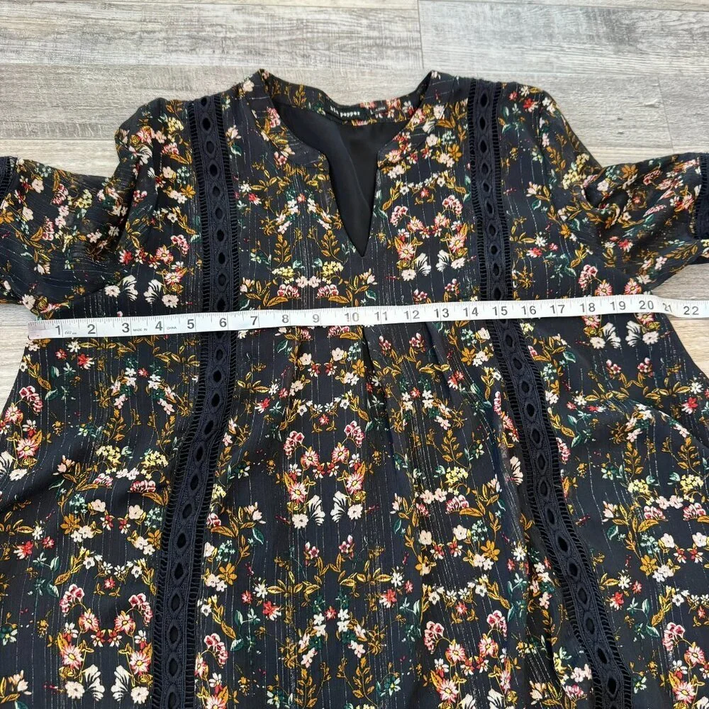 Blu Pepper black floral lightweight long sleeve blouse boho size large R19